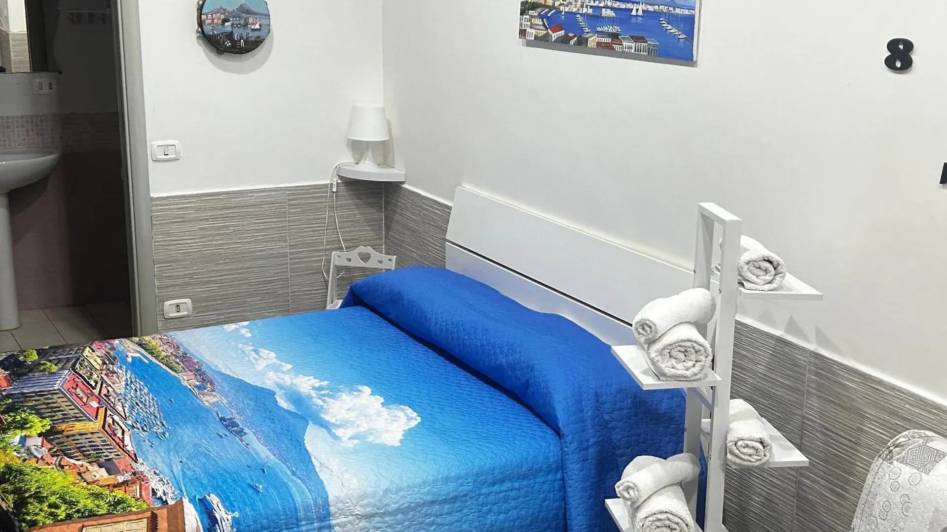 B&B Rifugio Partenopeo - Centro Storico Di Napoli location